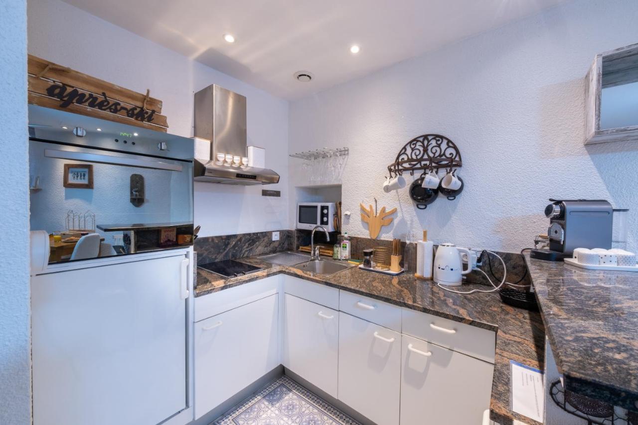 Un Cottage Alpin Chaleureux Dans Le Coeur D Annecy Avec 2 Velos Luaran gambar